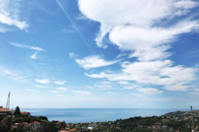 Appartamento in collina con vista mare